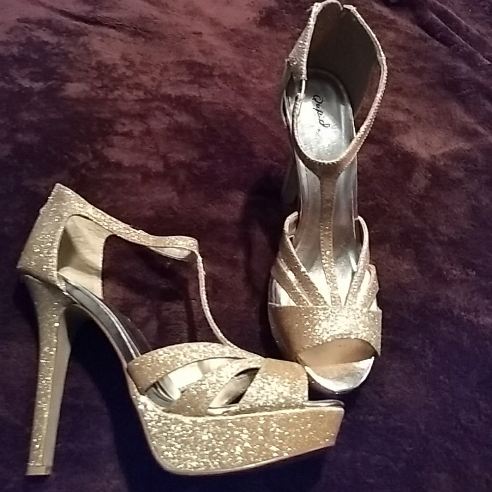 Champagne (Golden) High-heel Stiletto
